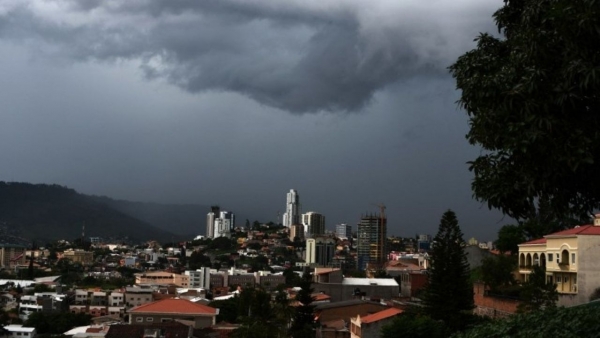 Decretan alerta verde en Honduras por lluvias