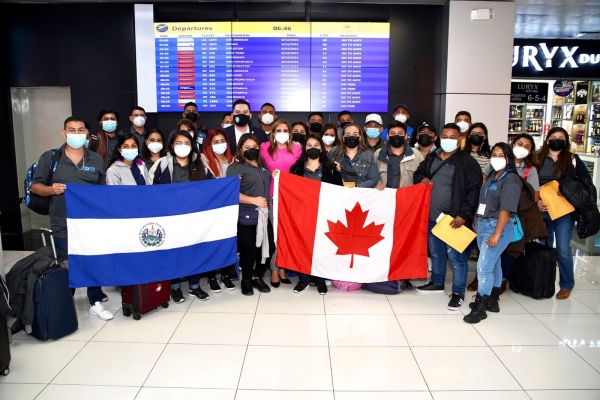 Salvadoreños irán a trabajar a Canadá y Alaska