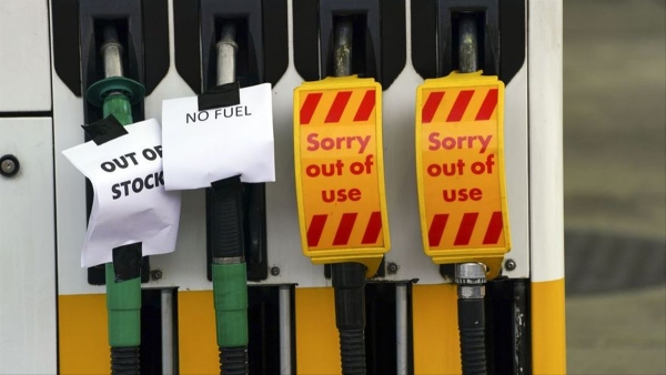 La escasez de gasolina lleva a una situación límite al Reino Unido
