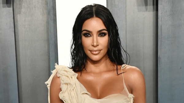 Demandan a Kim Kardashian por promocionar una criptomoneda