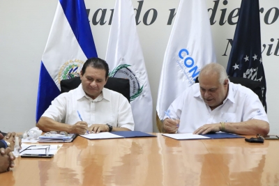 Alcaldía de Mejicanos firma convenio con CONAMYPE